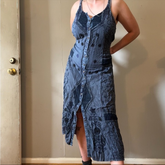Denim Blue Button Maxi Dress Embroidery Waist Snatched Cottage Cute Demure Fairy - Picture 1 of 8